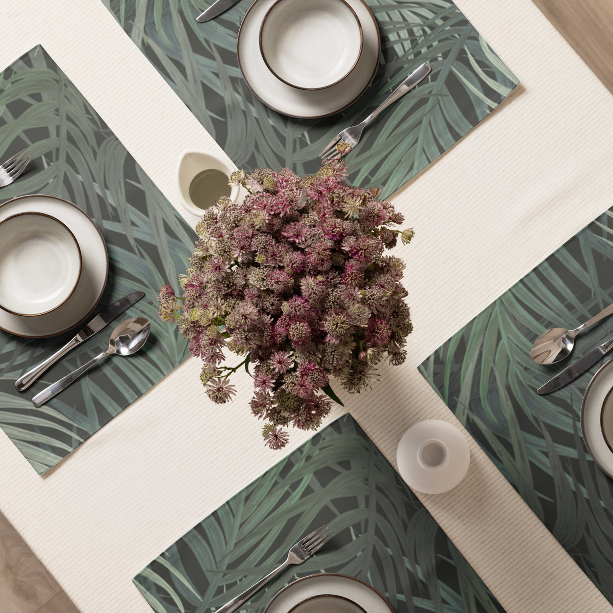 Leafy Luxe Placemat Set – For the Entertainer