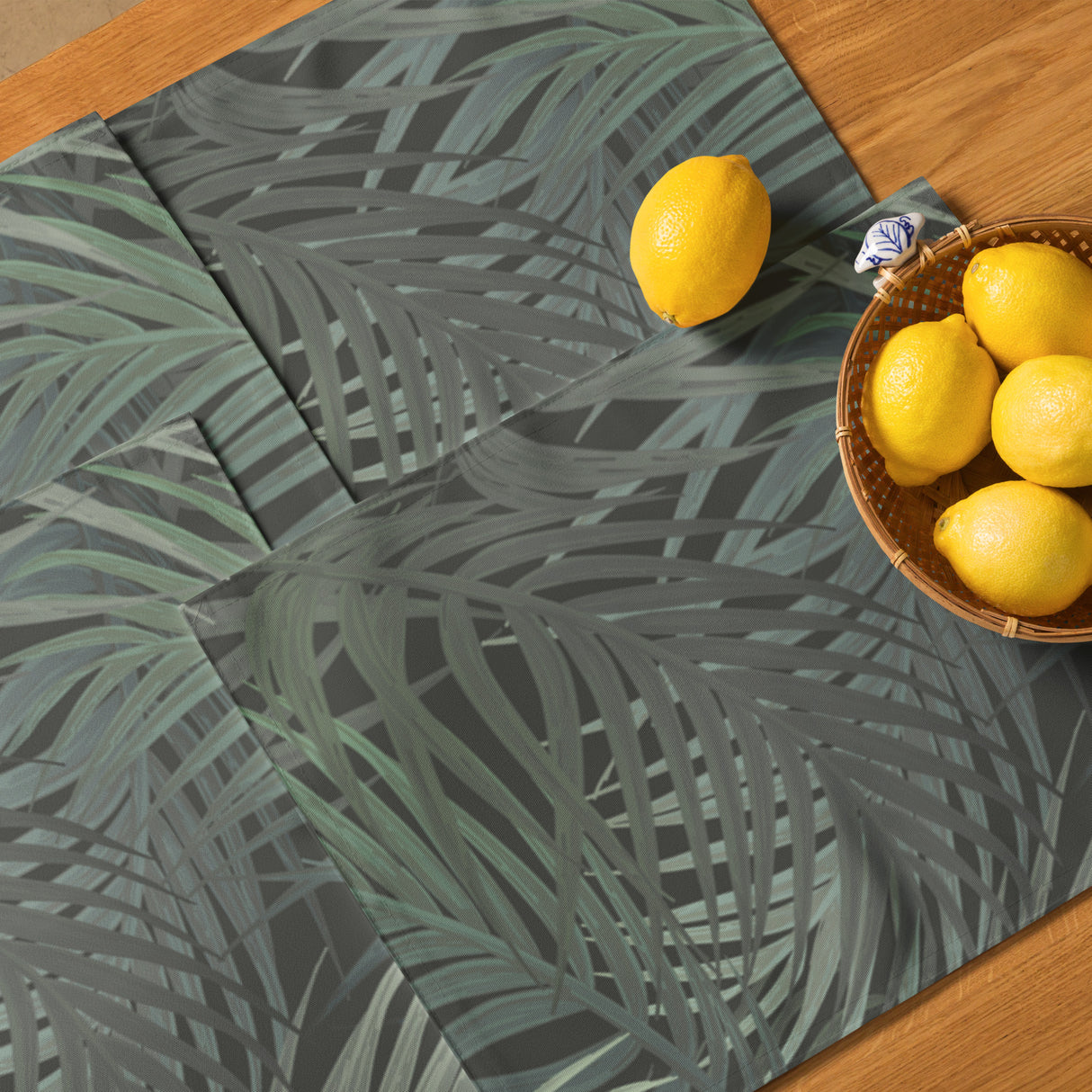 Leafy Luxe Placemat Set – For the Entertainer